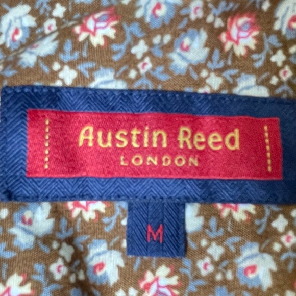 Austin Reed London Men’s Button Down Floral Brown M
English Countryside - Picture 7 of 10